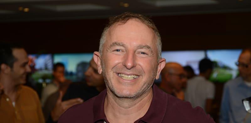צחי סולטן, יו''ר דיסקונט חיתום, המתווך בעסקה / צילום: איל יצהר