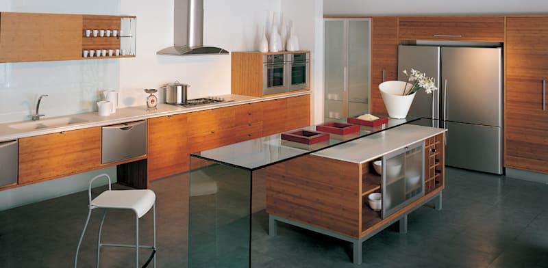 מטבח של חברת רגבה / צילום: גיא וגלעד צלמים