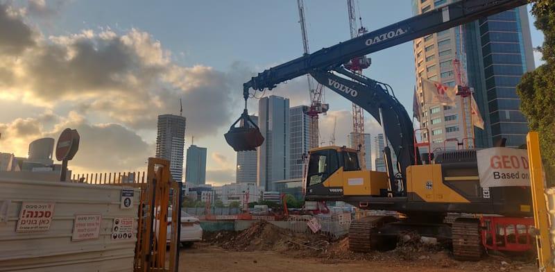 בניה בישראל. חשש ממחסור בפלדה / צילום: הדר רות בשן