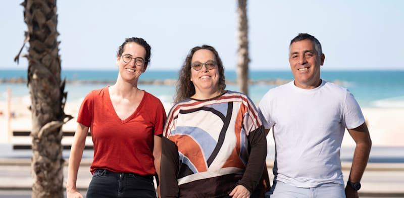 מימין: השותפים עופר כץ, הללי ברט ורוני זהבי. ''יושבים על הטיקט של משקיע עוקב שמביא ערך מוסף'' / צילום: רמי זרנגר