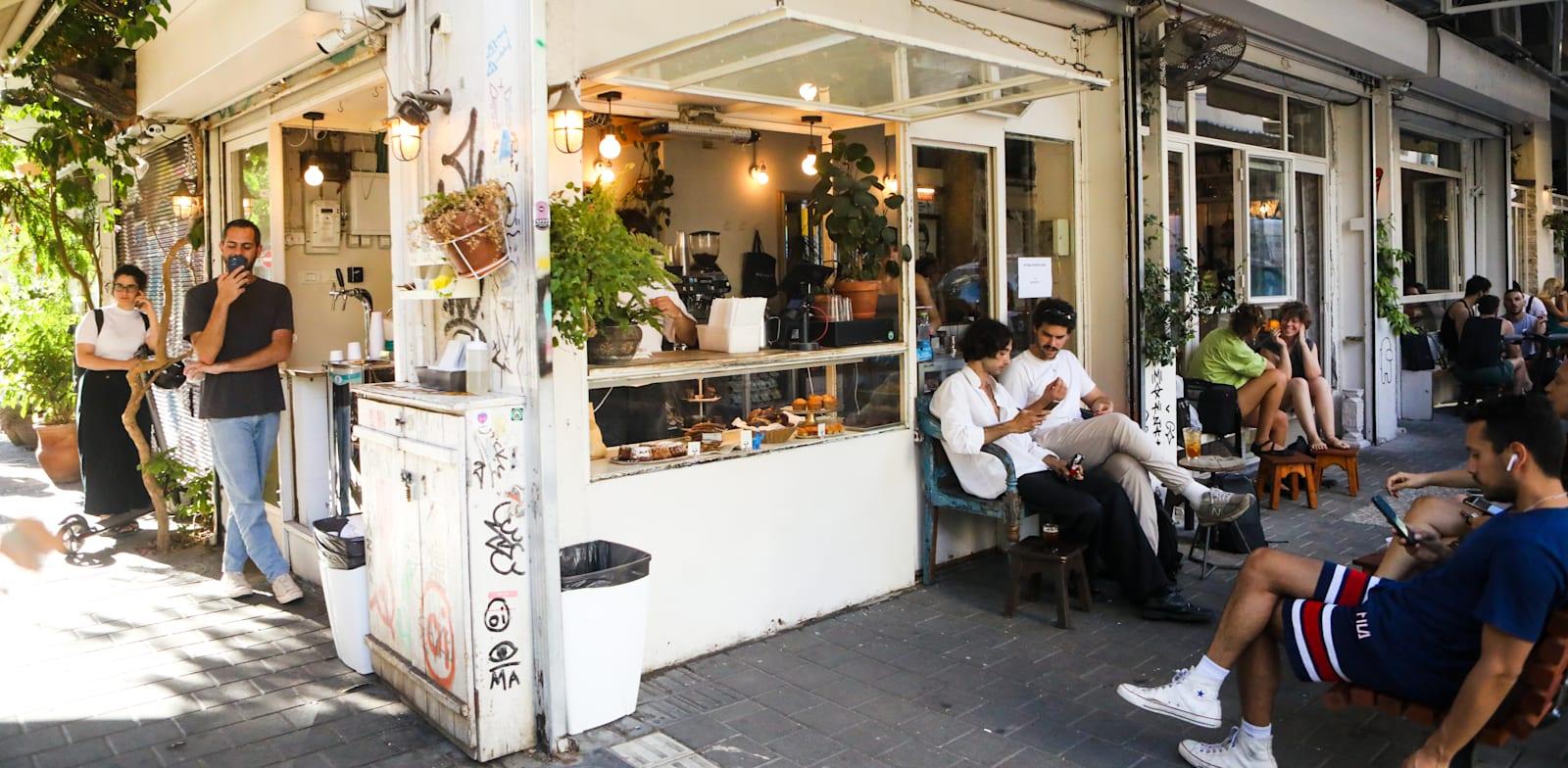 צילום: פה. הענף רשם עלייה במחזור הקניות / אילוסטרציה: שלומי יוסף צילום: פה. הענף רשם עלייה במחזור הקניות / אילוסטרציה: שלומי יוסף