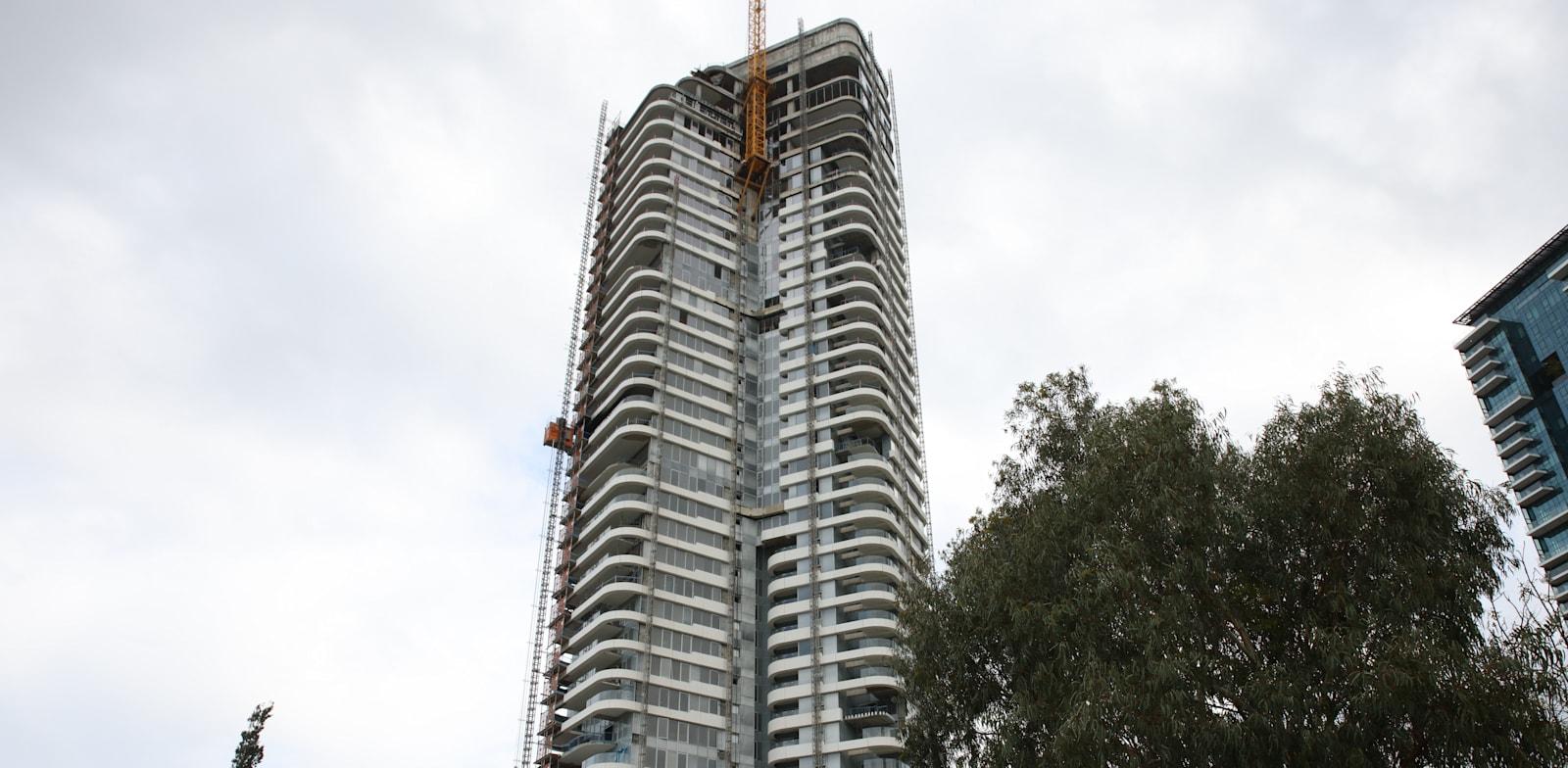 מגדל בראשית בשיכון בבלי בתל אביב / צילום: כדיה לוי מגדל בראשית בשיכון בבלי בתל אביב / צילום: כדיה לוי