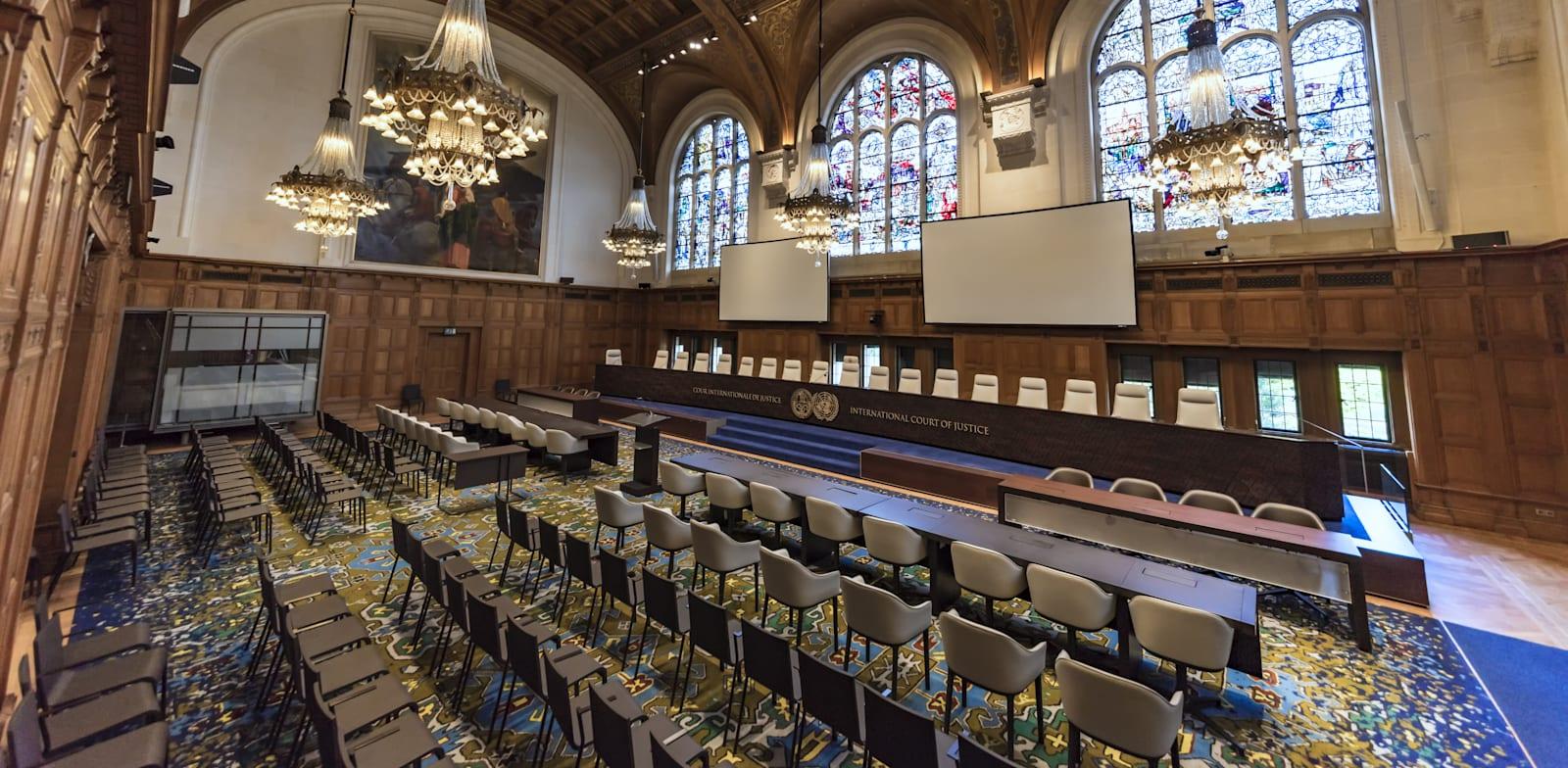 אולם בית הדין הבינלאומי לצדק בהאג / צילום: Shutterstock, Ankor Light אולם בית הדין הבינלאומי לצדק בהאג / צילום: Shutterstock, Ankor Light