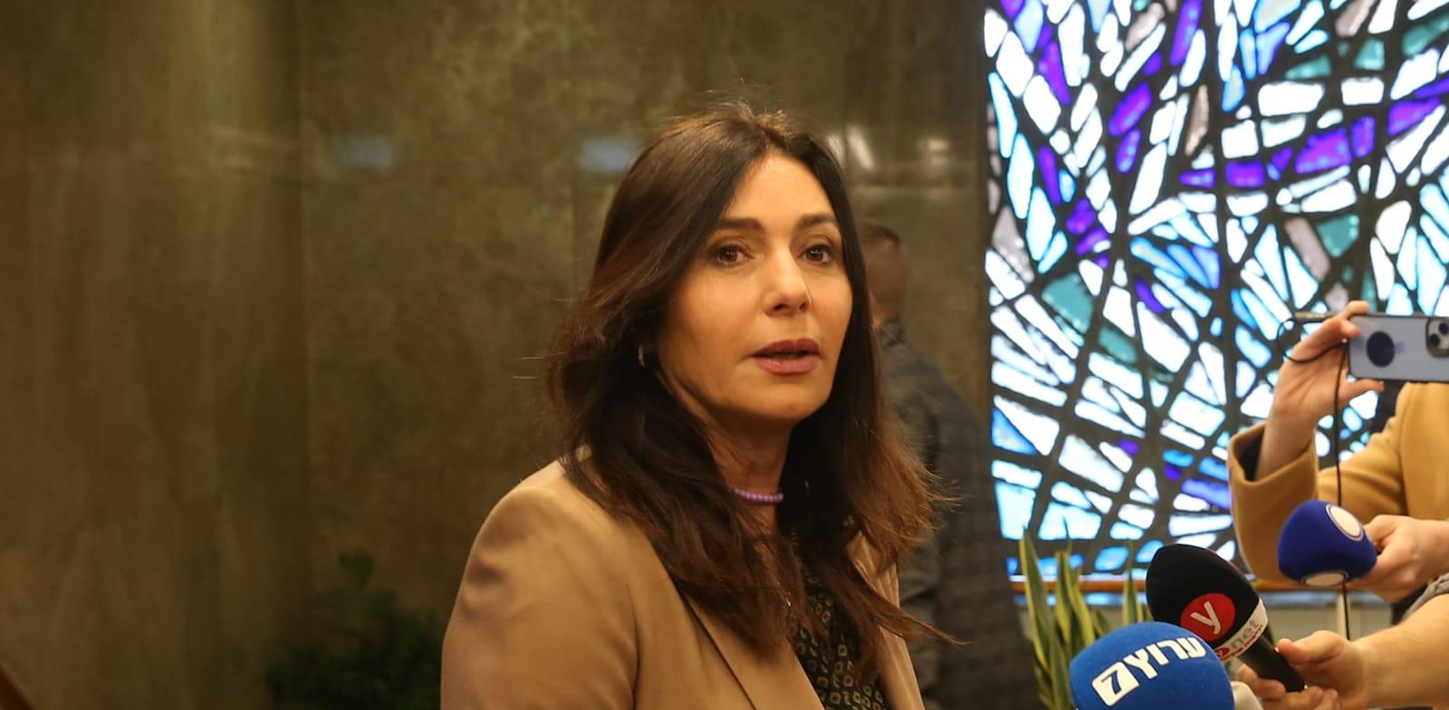 שרת התחבורה מירי רגב / צילום: עמית שאבי, "ידיעות אחרונות" שרת התחבורה מירי רגב / צילום: עמית שאבי, "ידיעות אחרונות"