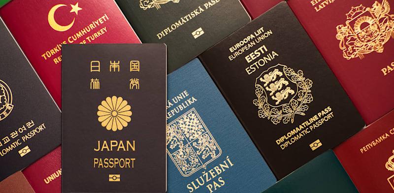 דרכונים / צילום: Shutterstock דרכונים / צילום: Shutterstock