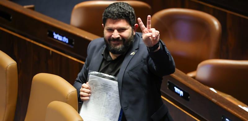 ח''כ אלמוג כהן, מיוזמי הצעת החוק / צילום: דני שם טוב, דוברות הכנסת ח''כ אלמוג כהן, מיוזמי הצעת החוק / צילום: דני שם טוב, דוברות הכנסת