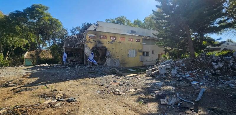 בתים הרוסים בקיבוץ בארי לאחר 7 באוקטובר / צילום: תמונה פרטית בתים הרוסים בקיבוץ בארי לאחר 7 באוקטובר / צילום: תמונה פרטית