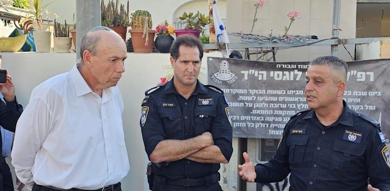 מבקר המדינה מתניהו אנגלמן בסיור בעוטף עזה / צילום: דוברות משרד מבקר המדינה מבקר המדינה מתניהו אנגלמן בסיור בעוטף עזה / צילום: דוברות משרד מבקר המדינה