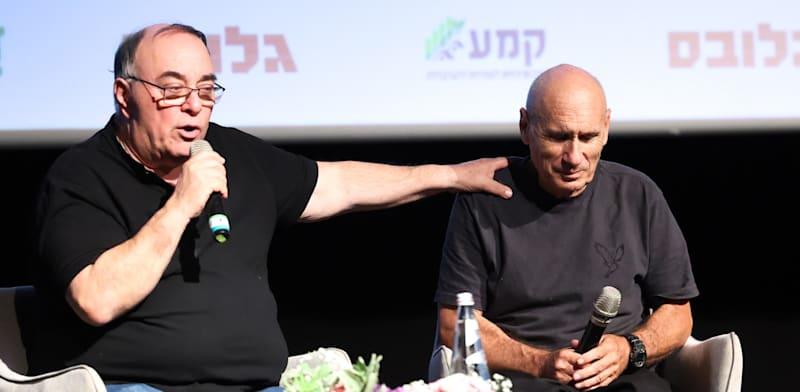 אלוף (במיל') גרשון הכהן ואבי בניהו בכנס התנופה הקיבוצית / צילום: שלומי יוסף אלוף (במיל') גרשון הכהן ואבי בניהו בכנס התנופה הקיבוצית / צילום: שלומי יוסף