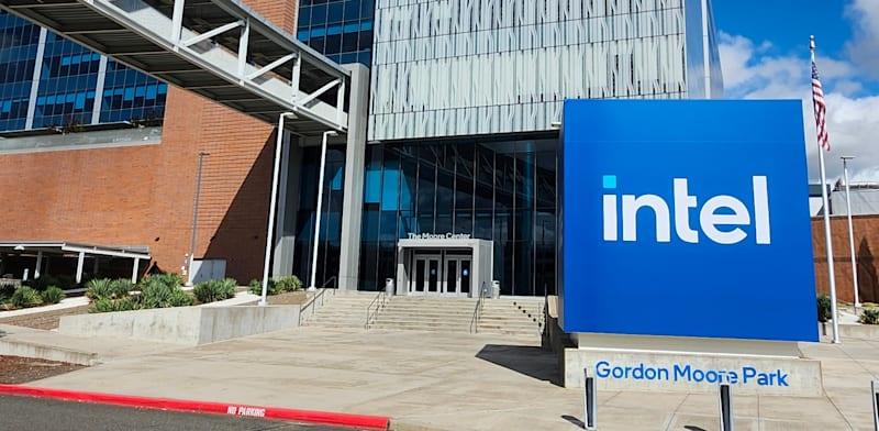 מטה אינטל / צילום: Shutterstock מטה אינטל / צילום: Shutterstock
