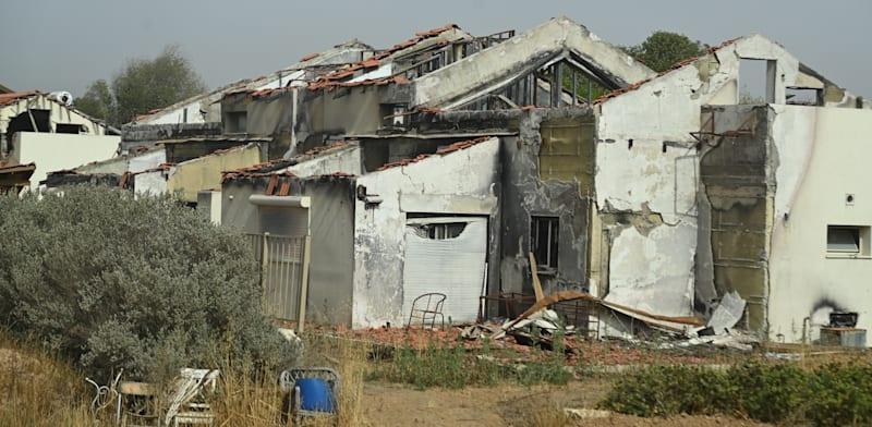 סיור בקיבוץ בארי בהובלת חיים ילין / צילום: תמר מצפי סיור בקיבוץ בארי בהובלת חיים ילין / צילום: תמר מצפי