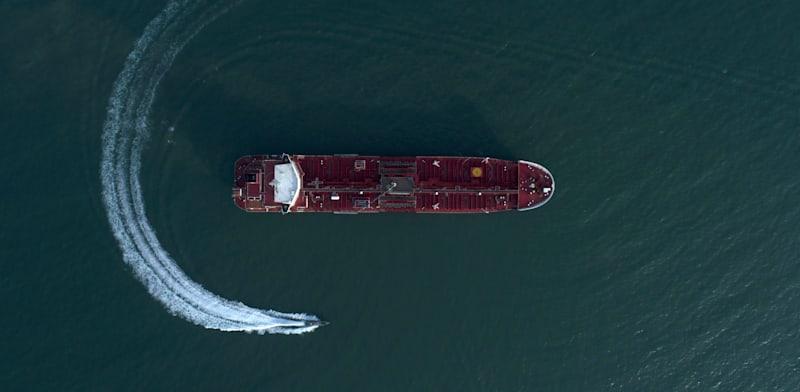 מכלית נפט במיצרי הורמוז / צילום: ap, Morteza Akhoondi מכלית נפט במיצרי הורמוז / צילום: ap, Morteza Akhoondi