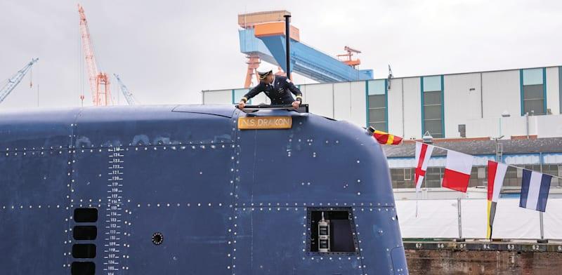 טקס מתן השם לצוללת אח''י דרקון בגרמניה, נובמבר האחרון / צילום: דובר צה''ל טקס מתן השם לצוללת אח''י דרקון בגרמניה, נובמבר האחרון / צילום: דובר צה''ל