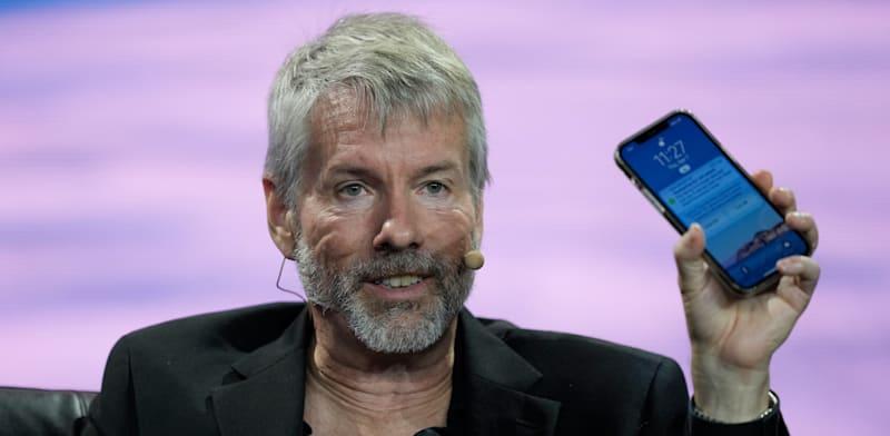 מייקל סיילור, מנכ''ל סטרטג'י / צילום: ap, Rebecca Blackwell מייקל סיילור, מנכ''ל סטרטג'י / צילום: ap, Rebecca Blackwell