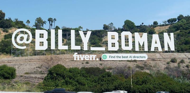 השלט של פייבר על גבעות הוליווד / צילום: Fiverr השלט של פייבר על גבעות הוליווד / צילום: Fiverr